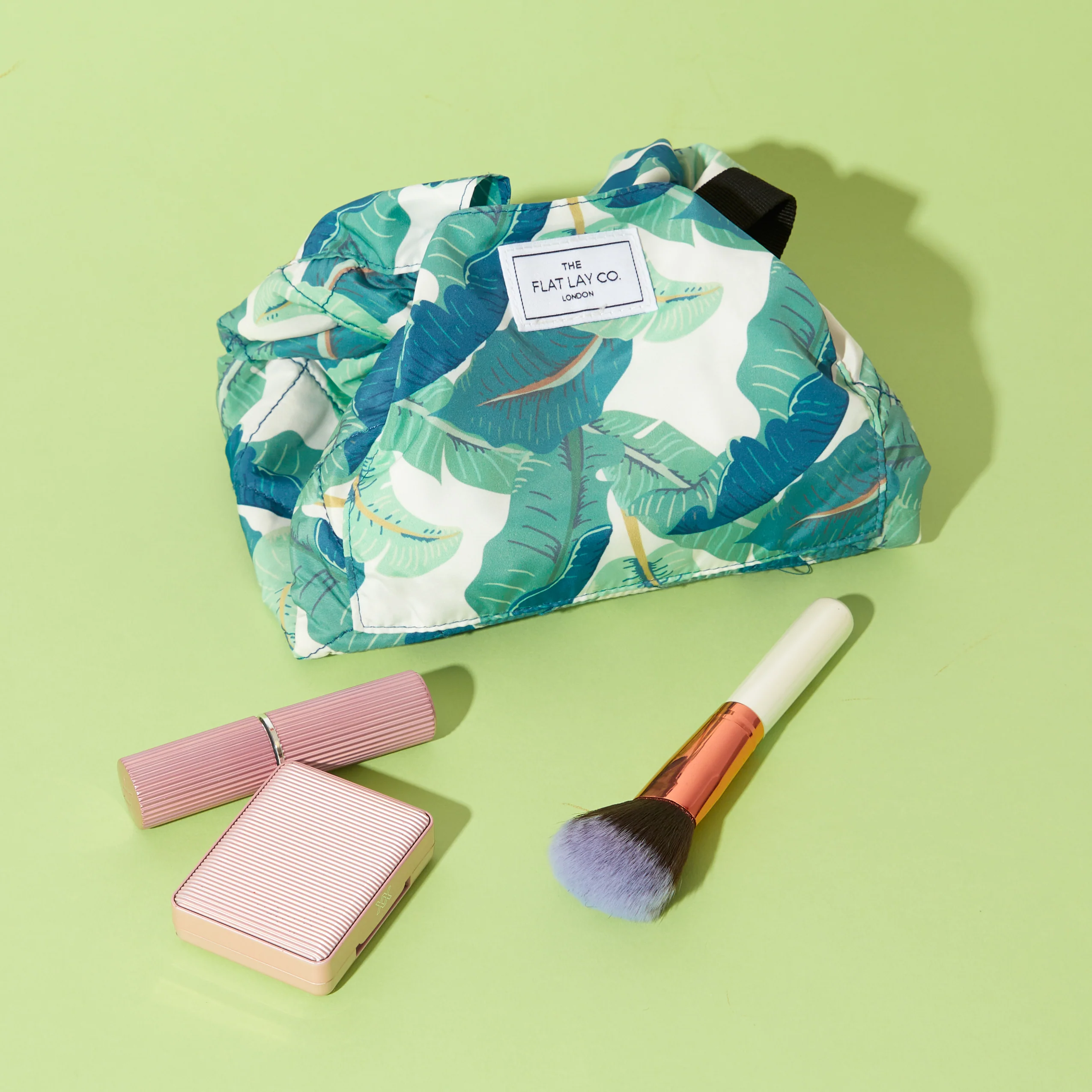 Drawstring Flat Lay Makeup Bag - Tropical Leaves - Image 7