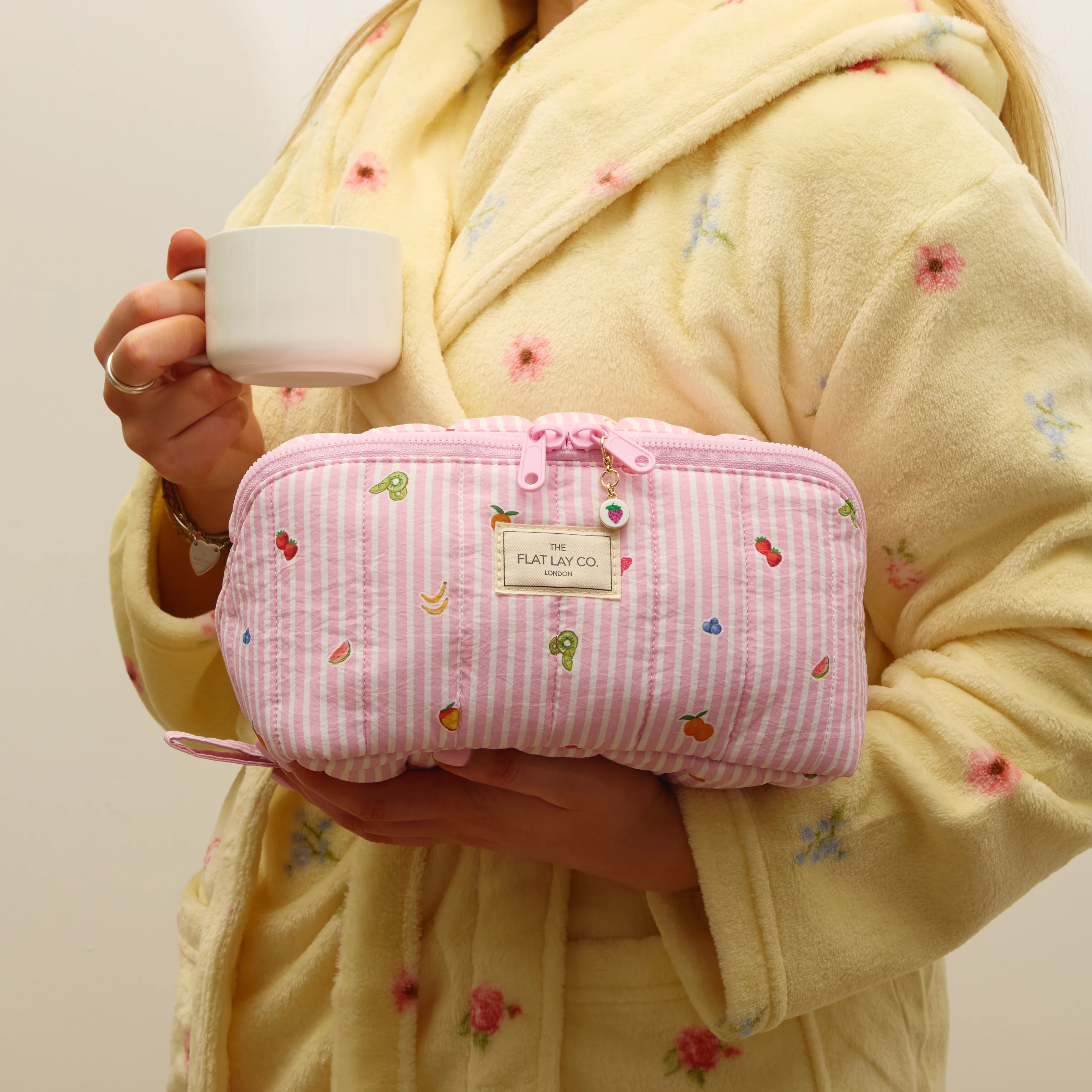 Marshmallow Flat Lay Makeup Box Bag - Frutas - Image 7