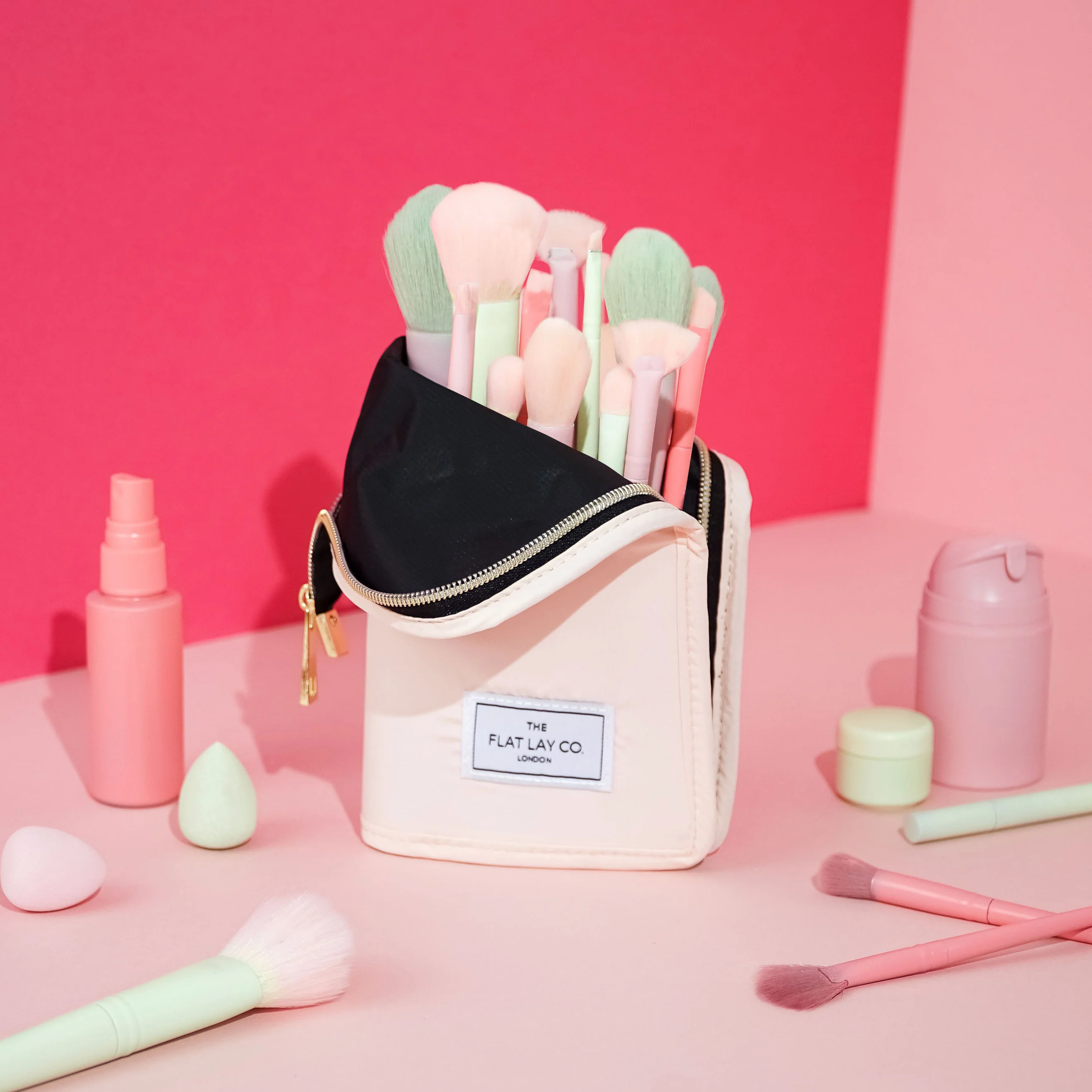 XXL Standing Makeup Brush Case - Blush Pink - Image 4